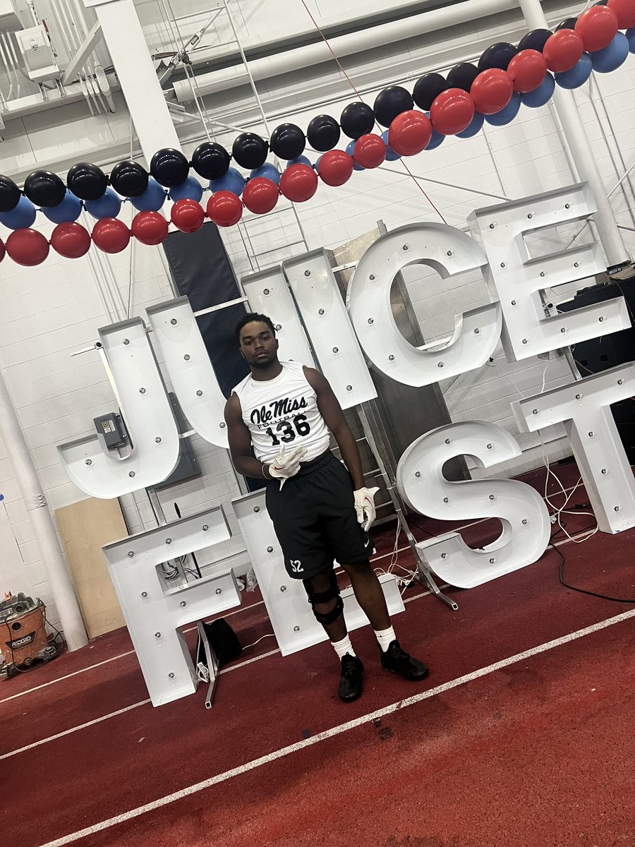 had a great time at the ole miss Juice Fest football camp, many more to come!  <a href="/Coach_GMcCarley/">Griff McCarley</a> <a href="/DerrickDnix/">Coach Derrick Nix</a>  #OleMiss