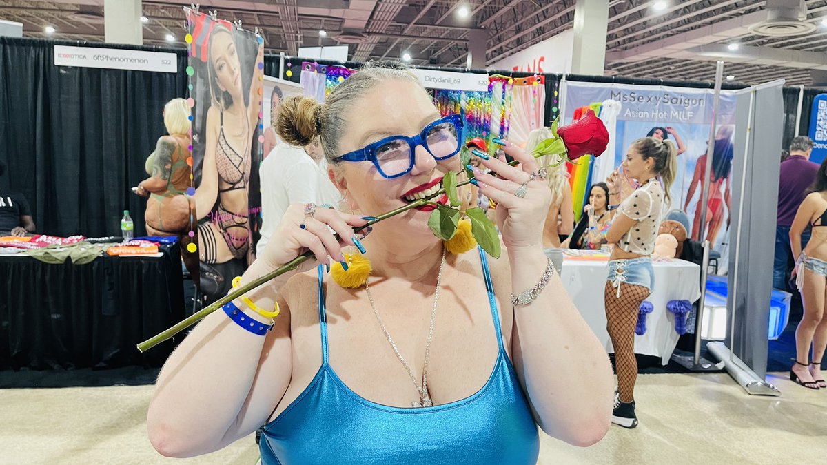 💗 iHeartBBW.com 💗 tweet media
