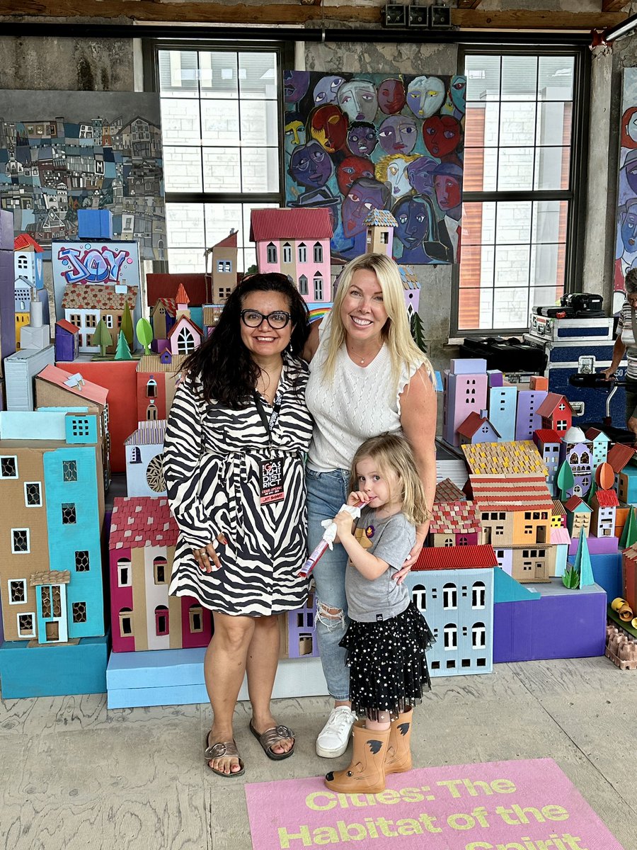 Congrats <a href="/ArtMuralista/">Pamela Rojas</a> on your beautiful work at the Joy exhibit <a href="/cityofcambridge/">Shitty of Cambridge</a> Gaslight District! #ArtMatters #WeAreAllConnected #Joy