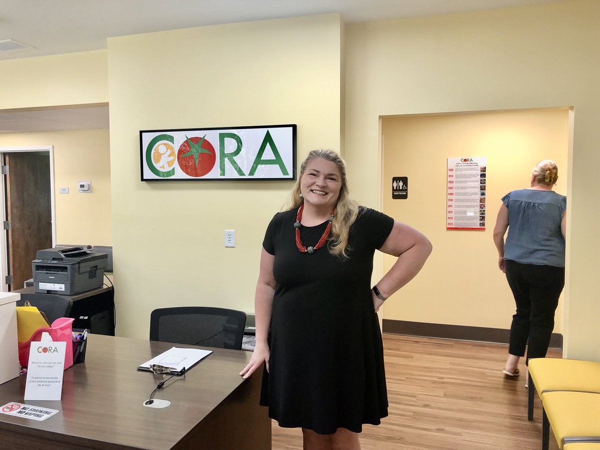 EverettIndira's tweet photo. Swinging by @CORAFoodPantry was a treat. @DukeEnergy was delighted to award $25k for capacity building as they re- envision expansion efforts! So pleased to see recent renovations that make the facility welcoming to residents &amp; their kids as they gather needed food supplies! https://t.co/UDoTyaUoMS