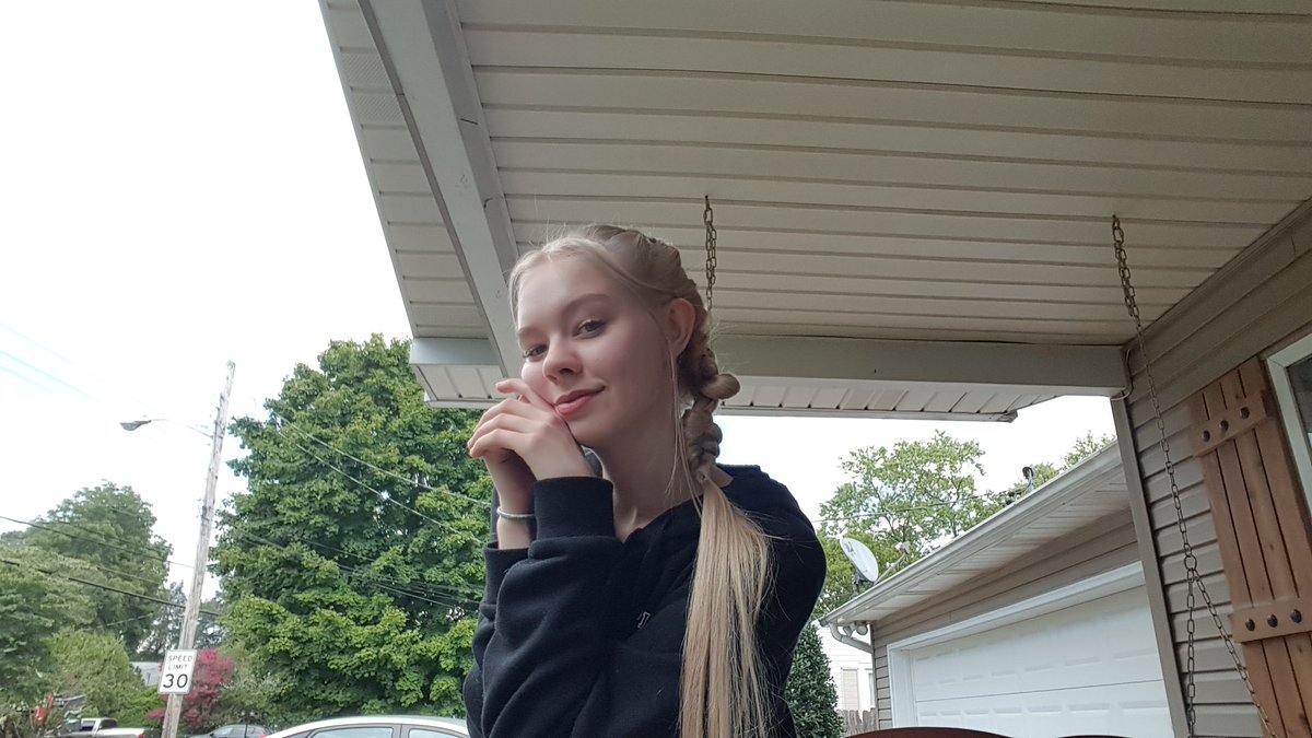 ogfeet's tweet photo. Unleashing my inner hair goddess, one strand at a time! 💁♀️✨ #HairGoddess #HairGoals #HairObsessed #HairGameStrong #HairFlipping #HairEnvy #HairInspiration #HairAddict #HairOnFleek #HairFashion #HairLove #HairCrush #HairCareRoutine #HairConfidence https://t.co/lXsiECUKxo