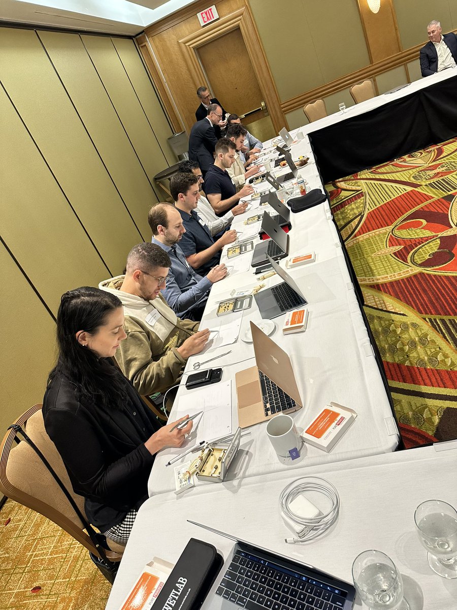 BobbyYanagawa's tweet photo. Day 1 CSCS Bootcamp for 🇨🇦🇨🇦 Cardiac Surgery Residents 💪💪🫀🫀. Group learning, interaction, making friends, mentorship -  @UofTCVsurgery @uoftmedicine @UnityHealthTO https://t.co/6bhO0QJ3i2