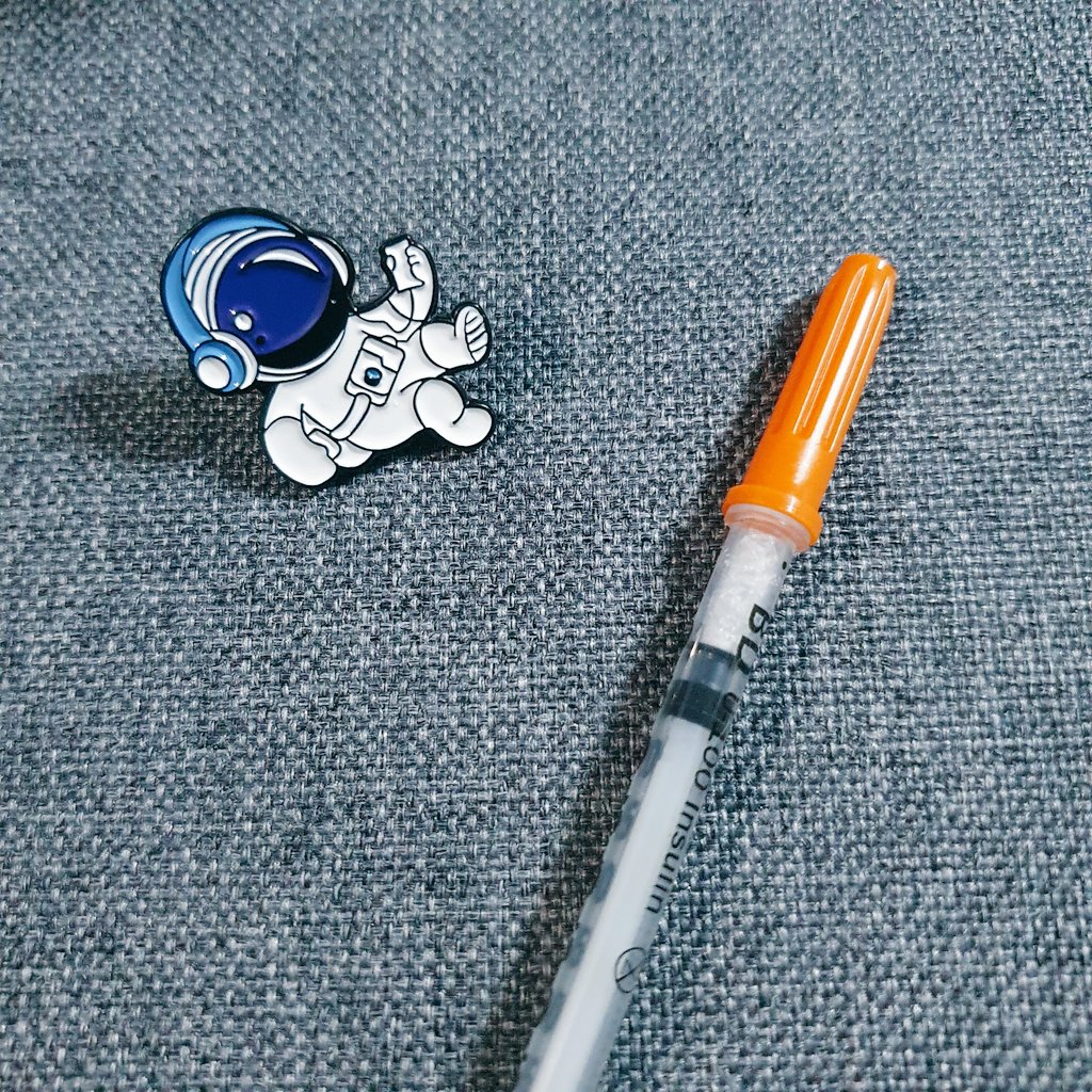 soloflyer007's tweet photo. Lipad + soundtrip. Ayos na. 🧊🚀 #weekendslam #soloslam #soloflyer https://t.co/zonifFq0sa