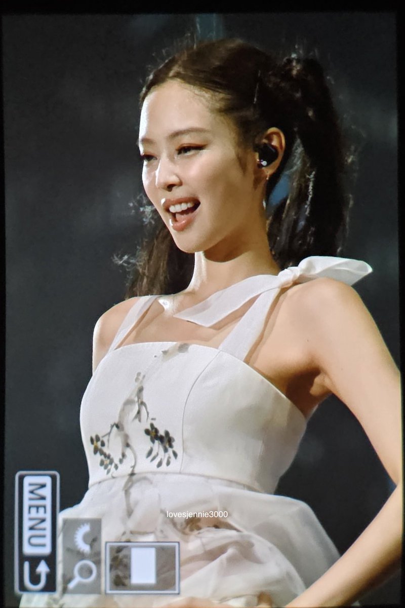 lovesjennie3000's tweet photo. 🫶🫶🫶🫶🫶🫶🫶🫶🫶🫶🫶🫶🫶🫶🫶🫶🫶🫶🫶🫶🫶🫶🫶🫶🫶🫶🫶🫶🫶🫶🫶🫶🫶🫶🫶🫶🫶🫶🫶🫶🫶🫶
#블랙핑크 #제니 #BLACKPINK #JENNIE
#BORNPINKinHaNoi @BLACKPINK https://t.co/X6yIeFGqlZ