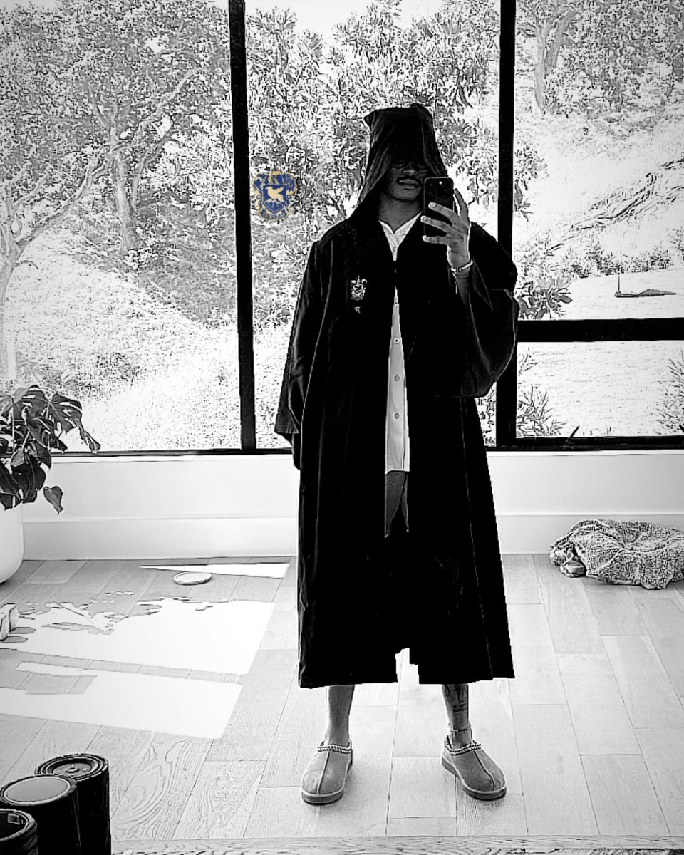 BleacherReport's tweet photo. Jordan Poole, the wizard 🪄

(via jordan_poole/IG) https://t.co/CPwmc2jm2A