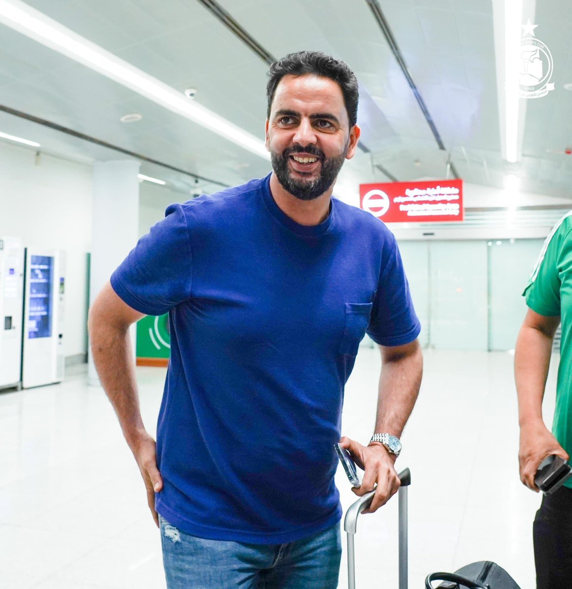 alahlien's tweet photo. The arrival of the Chairman of the Board of Directors, Mr. Sassi Abuoun, and the Director of Football at the club, Mr. Osama Taleish, to Abha 🛬 🇸🇦
#ASCWAC #ALAHLIWYDAD https://t.co/KclGzDVVGC