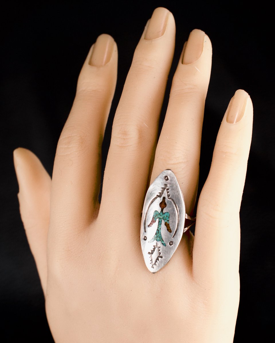 Vintage Native American Navajo Peyote Bird Turquoise Sterling Silver Ring 
etsy.me/47mk4Ui 
Available at Far-Rider-West.com 
#peyotebird #turquoisering #nativeamerican #indianjewelry #bird #uniquegift #spiritualjewelry #bohemian #peyote #sterlingsilverring #size8ring