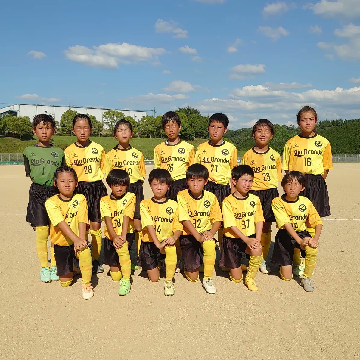 riograndefc's tweet photo. GPカップU-11

U-11A
予選リーグ
リオA1-0F桜井
リオA0-2エルセレユナイテッド
2位Ｔ準決勝
リオA7-1松ヶ崎
2位Ｔ決勝
リオA2-0加茂
🏆2位Ｔ優勝

U-11B
予選リーグ
リオグB0-2D高田
リオB0-5松ヶ崎
3位Ｔ準決勝
リオB0-2F桜井
3位Ｔ3位決定戦
リオB3-PasionB

公式HP https://t.co/kvgVTNsv1c https://t.co/PWdd9hLrSo