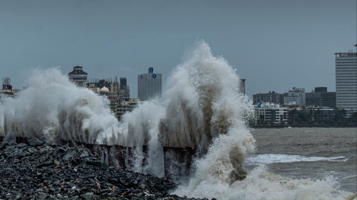 Mr_Jozeee's tweet photo. Monsoon Clicks 📷
Lemme Know How's It 🙈💕
.
#marineline #NaturePhotography #SeaSide #Monsoon2023 #photography #NatureBeauty #Mumbaikars #mumbai #mr_jozeee https://t.co/v2lVzcjdsS