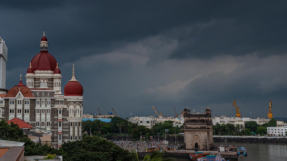 Mr_Jozeee's tweet photo. Monsoon Clicks 📷
Lemme Know How's It 🙈💕
.
#marineline #NaturePhotography #SeaSide #Monsoon2023 #photography #NatureBeauty #Mumbaikars #mumbai #mr_jozeee https://t.co/v2lVzcjdsS