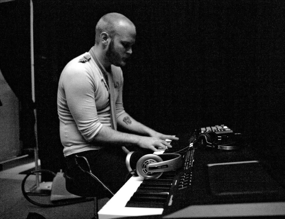 coldplayfiles's tweet image. 