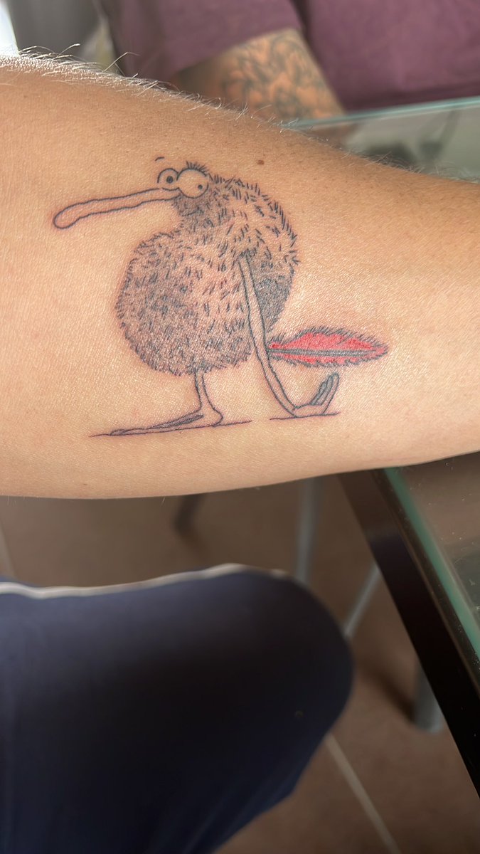 Hey <a href="/CadburyWorld/">Cadbury World</a> , wouldn't that be worth free kisscool for life?

#tatoo #froiiiid #KissCool