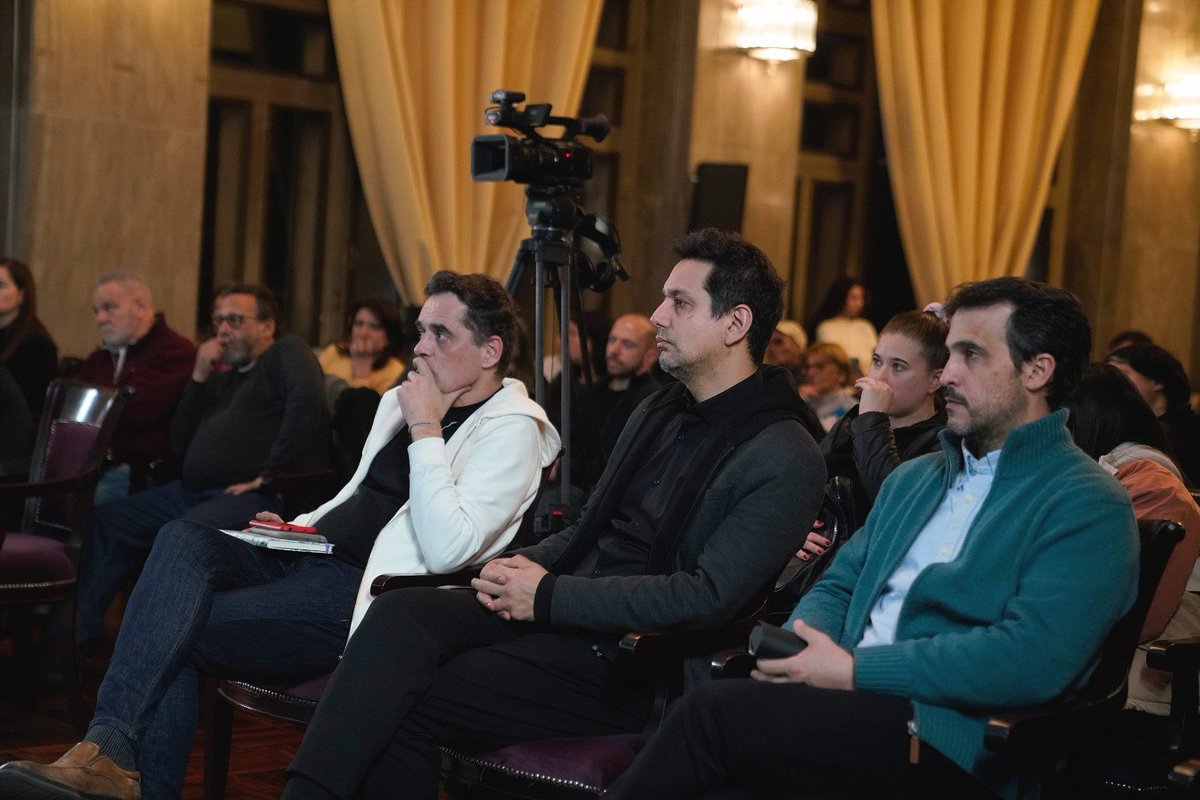 montevideoIM's tweet photo. #ProgramaConvive 🏡
El programa en convenio con FUCVAM tiene como objetivo la prevención de asentamientos, su expansión o densificación, mediante la construcción de viviendas. La Intendencia facilitará los terrenos, los materiales, mano de obra calificada y apoyo técnico. https://t.co/0QUR3HLQcd