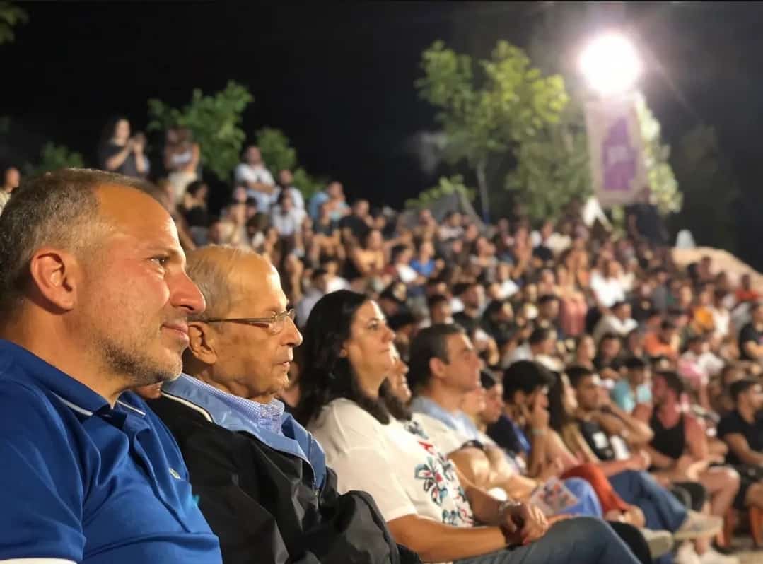 jpsamaha's tweet photo. الشرف والتضحية والوفاء 👆 الاصلاح والشفافية والكرامة
مجموعين بصورة بعنوان #مكملين
 على خطا المؤسس
#بشتودار #التيار_الوطني_الحر ........... #jip2023 🍉 https://t.co/CqTQDqD797
