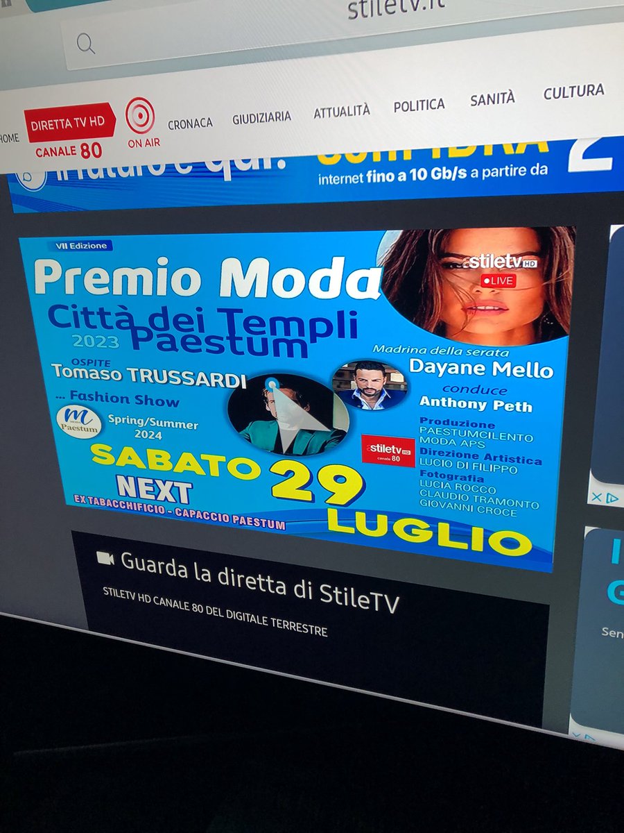 dal_puro's tweet photo. Ohhhh :) 
Ci siamo :)

Tweet a gogo vpn Italia :)

DAYANE X PREMIO MODA https://t.co/1xb0HEv4R6