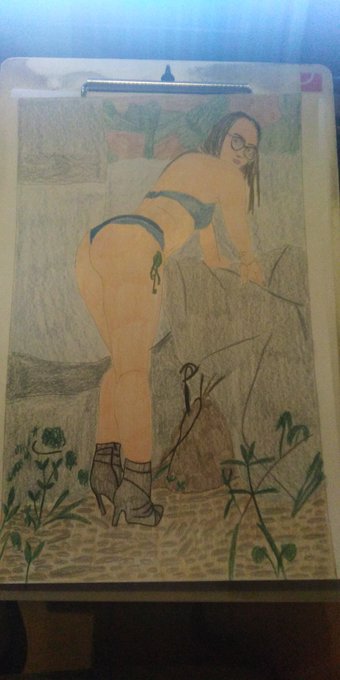 Merci &agrave; @cyril1311 pour ce beau dessin au crayon ✏️ de moi 😊 https://t.co/mTpThnb49U<a class="tags" target="_blank" title="On Twitter" href="/?out=eyJ0eXAiOiJKV1QiLCJhbGciOiJIUzUxMiJ9.eyJpYXQiOjE3MjIxNzE2MTQsImlzcyI6InR3cG9ybnN0YXJzLmNvbSIsIm5iZiI6MTcyMjE3MTYxNCwiZXhwIjoxNzUzNzA3NjE0LCJyZWRpcmVjdF91cmwiOiJodHRwczovL3R3aXR0ZXIuY29tL2N5cmlsMTMxMSJ9.6eDYYpPopFKNJdoUYAkE6z9oCHh4smPspgOiGpjJxgEhABFMwLwhfubhpVbvw8lwMXXduI3J5QB4Mx288TX7aQ">@cyril1311</a><a href="/tag/laetiluxure"class="tags"><span>#laetiluxure</span></a><a href="/tag/laeti_luxure"class="tags"><span>#laeti_luxure</span></a><a href="/tag/happyhalloween202"class="tags"><span>#happyhalloween202</span></a>