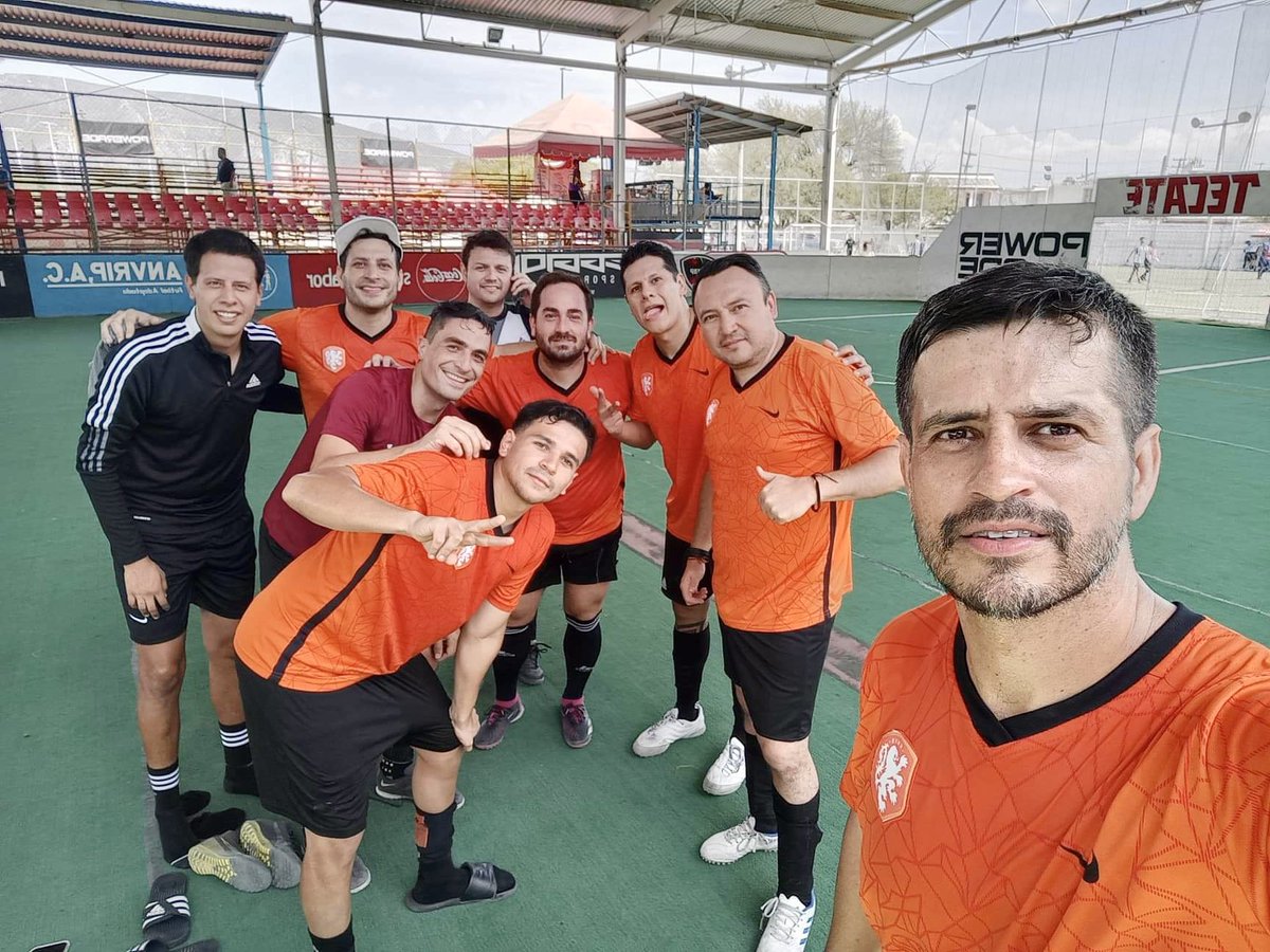 AnarquiaFR's tweet photo. La Anarquía sabatina en la Liga Casabella de Futbol Rápido gana 4-0 al equipo de Ajax…
@ortero23 @__OLE @victoralonsok https://t.co/xbQuIgkRmD