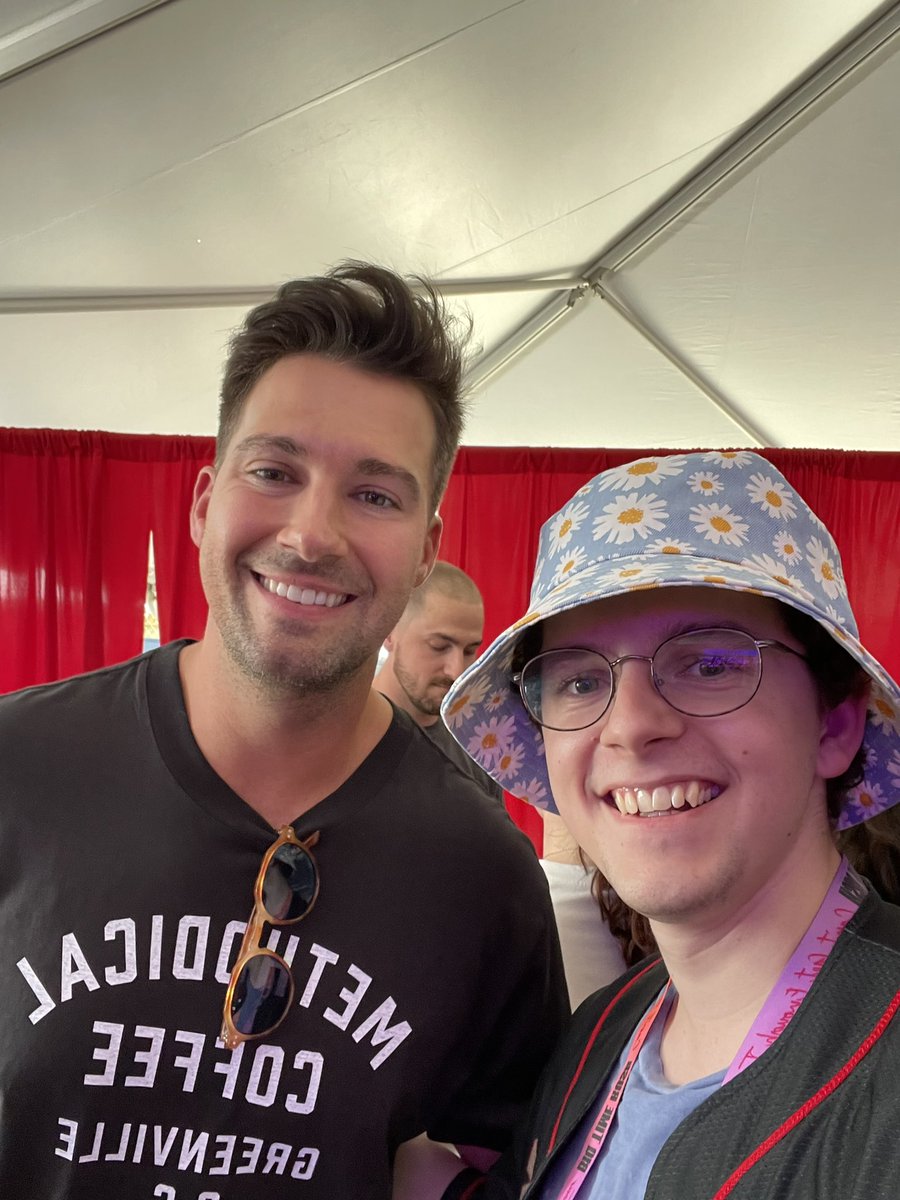 CalebChilcutt's tweet photo. Saw some cool people yesterday
 #BTR #cgetour2023 #bigtimerush #btrtwitter #rusherslounge #cantgetenough https://t.co/G7YYbZ41G8