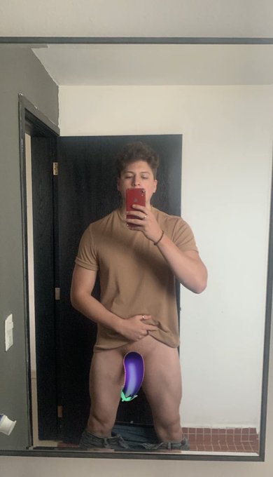 Las de pollo 🍗 🤠 https://t.co/SgouNy0lqw https://t.co/wEsb8dIYl0