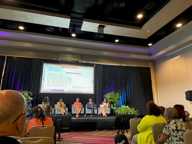 #NMANOLA23 Q&A: It's important to avoid mislabeling & stigmatizing patients (Black & low-income patients) as non-compliant or non-adherent to medical care. There's a need to resolve contributing factors & ask patients 'why?' #PatientCenteredCare #HealthEquity #CulturalCompetency