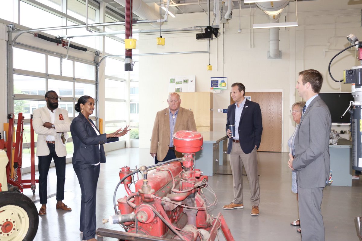 Toured Shepaug Agriscience Academy with <a href="/CongressmanGT/">Glenn "GT" Thompson</a>. 

Ag education plays a vital role in equipping students with the skills and knowledge needed to tackle global challenges like food security, sustainability, and innovation.