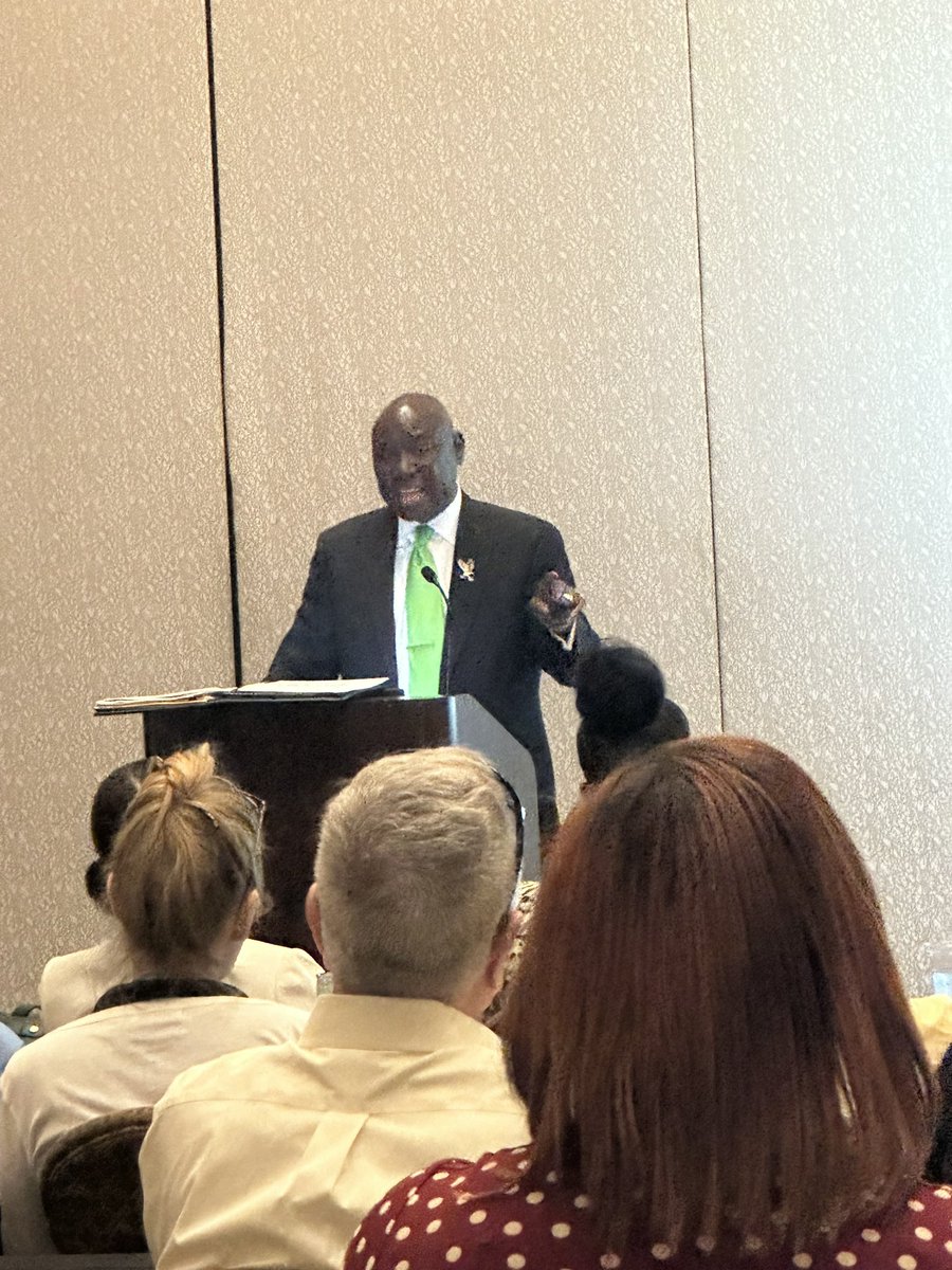 DeShayla Strachan tweet media