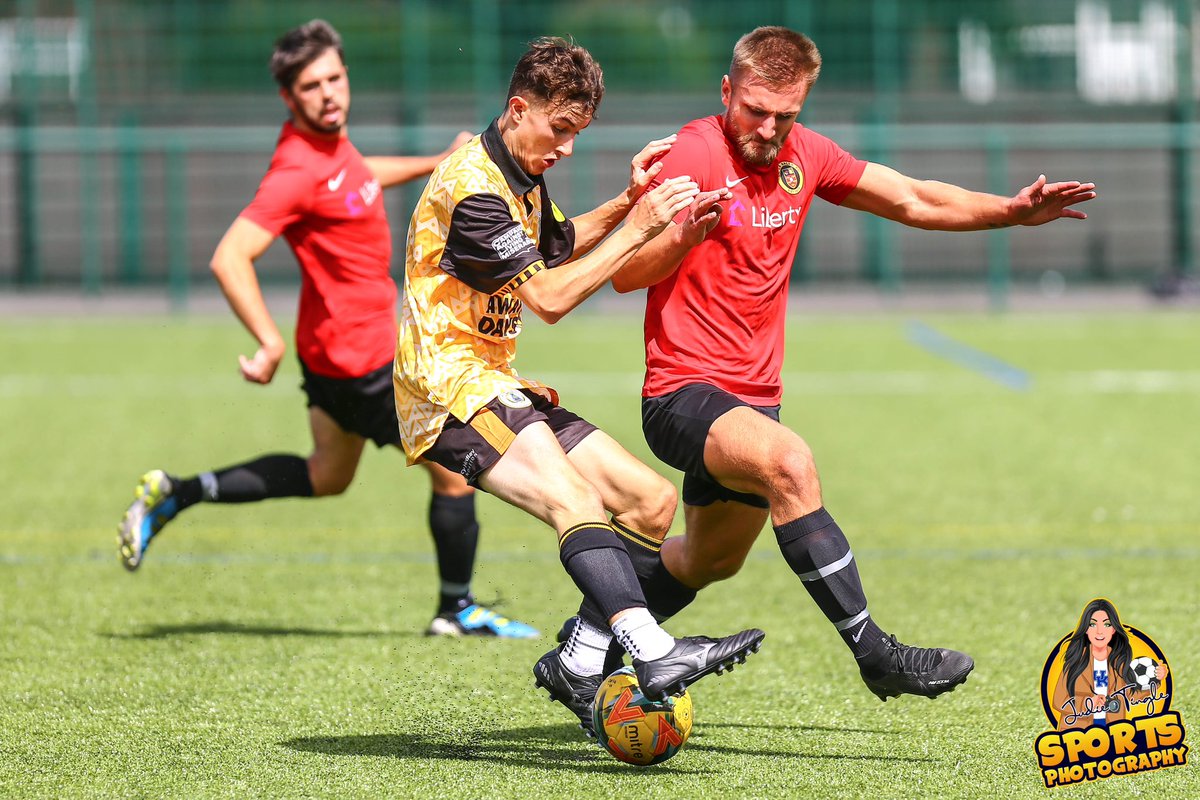 A few photos of todays friendly at @OfficialDLSFC v @afc_crewe . Final score 0-2 A great afternoon of football in sunny Salford.