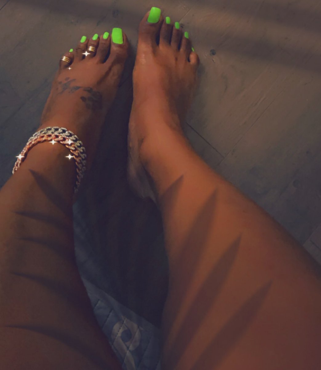 LuvMeeFeet's tweet photo. https://t.co/8PhfzcVbIZ