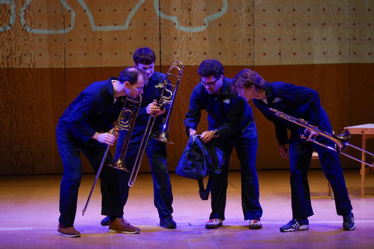 Slide Action tweet media