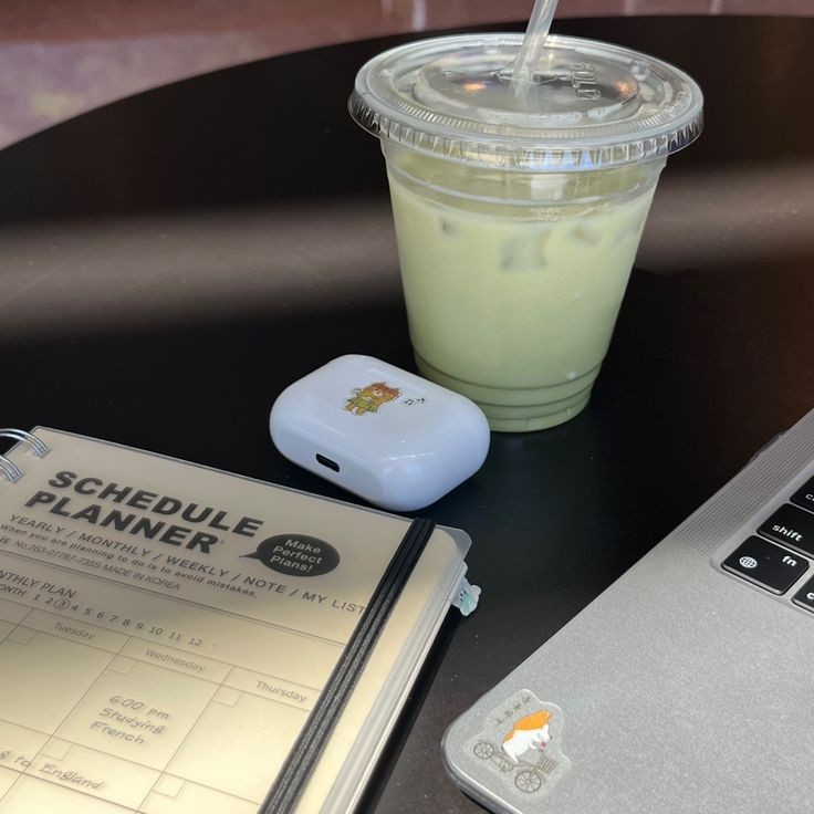 studywjas's tweet image. — hiya, new to #studytwt and #studytwtph! looking for study mutuals 

🌱 about me 
 ։ㅤ 14, filo, she/they 
 ։ㅤ incoming g9 student 
 ։ㅤ likes: reading, music, movies/tv shows, and writing  

 ♡ / ↻  to be moots / friends !!