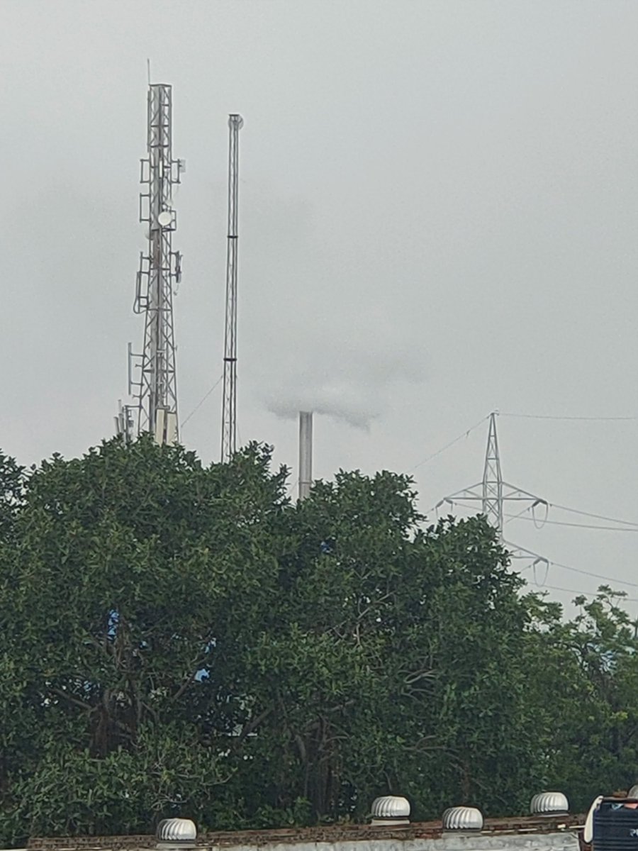 Sandip0247's tweet photo. Poisonous gas is being released from the factories around our society due to which all the residents are having difficulty in breathing and fever and thick vomiting disease is increasing in children.
 Address: GaneshPark Society, Viratnagarroad,Odhav
@AMC_Complaints @AmdavadAMC https://t.co/GzM12DsxX0