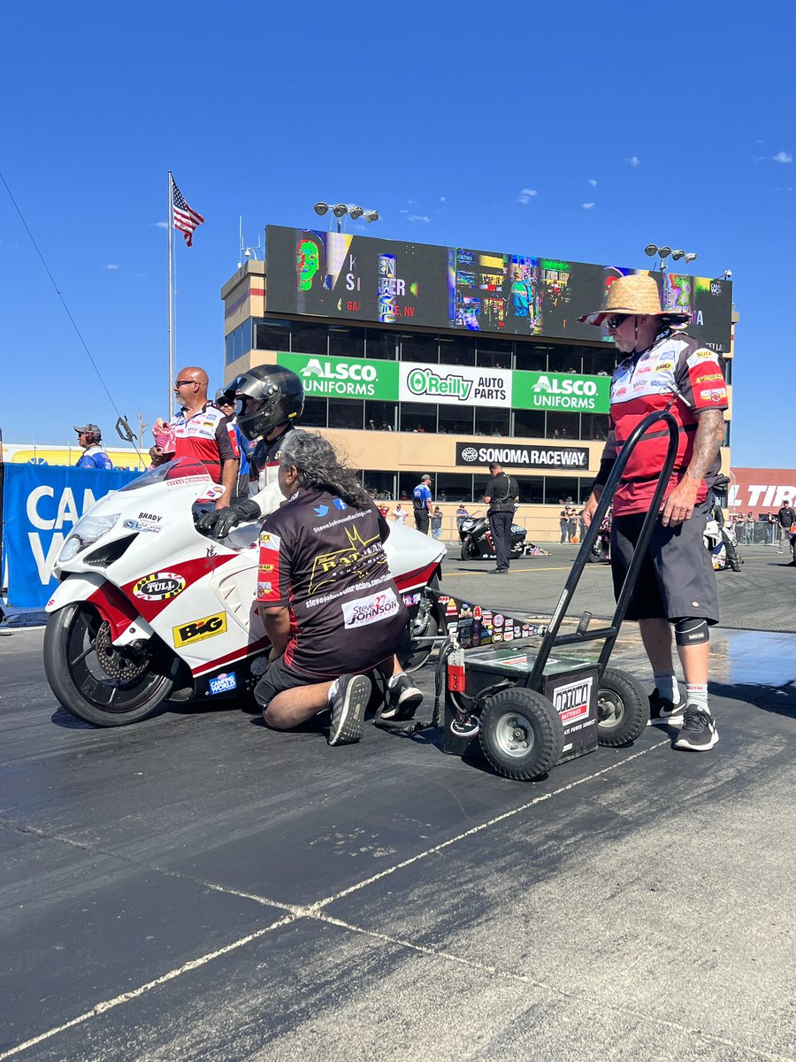 SJR closed out Q4 with our best run of the weekend at 6.844, the 3rd best of the session. Our team has worked so hard this weekend, and we’re looking forward to race day! #SonomaNats #nhrapsm #stevejohnsonracing #NHRAonFOX