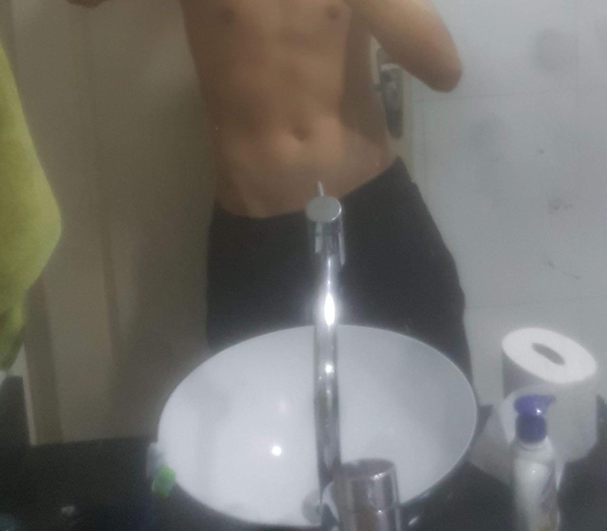 Rodrigo71076980's tweet photo. curtiu= foto da rola
Chamou na dm= video gozando

#PINTOSAWARDS
#PINTOAWARDS
#PINTOAWARD
#TROCONUDS
#PINTOSAWARD
#XOTAAWARDS
#XOTASAWARD
#PEITOAWARDS
#BUNDAAWARS https://t.co/IqyzGDYwcq