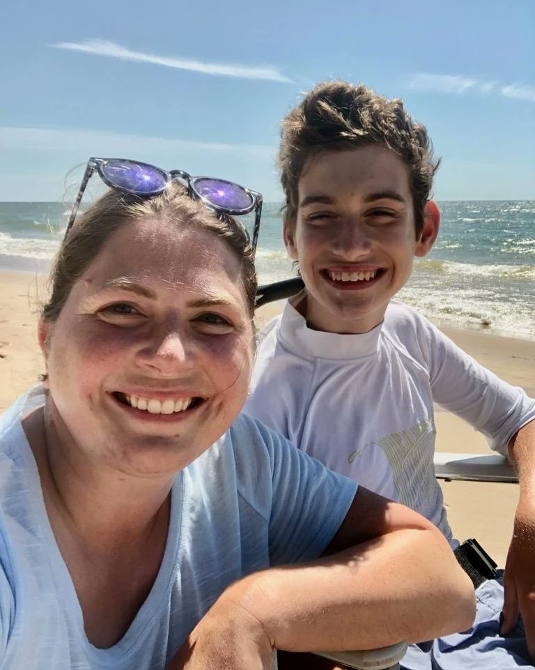 loris_voice's tweet photo. We like to believe everyone should be able to dip their toes in the water!
Liam's smile says it all.
Thank you to all who support Lori's Voice
#Celebratingabilities #beachwheelchair #lorisvoice https://t.co/1heF4XOdzp