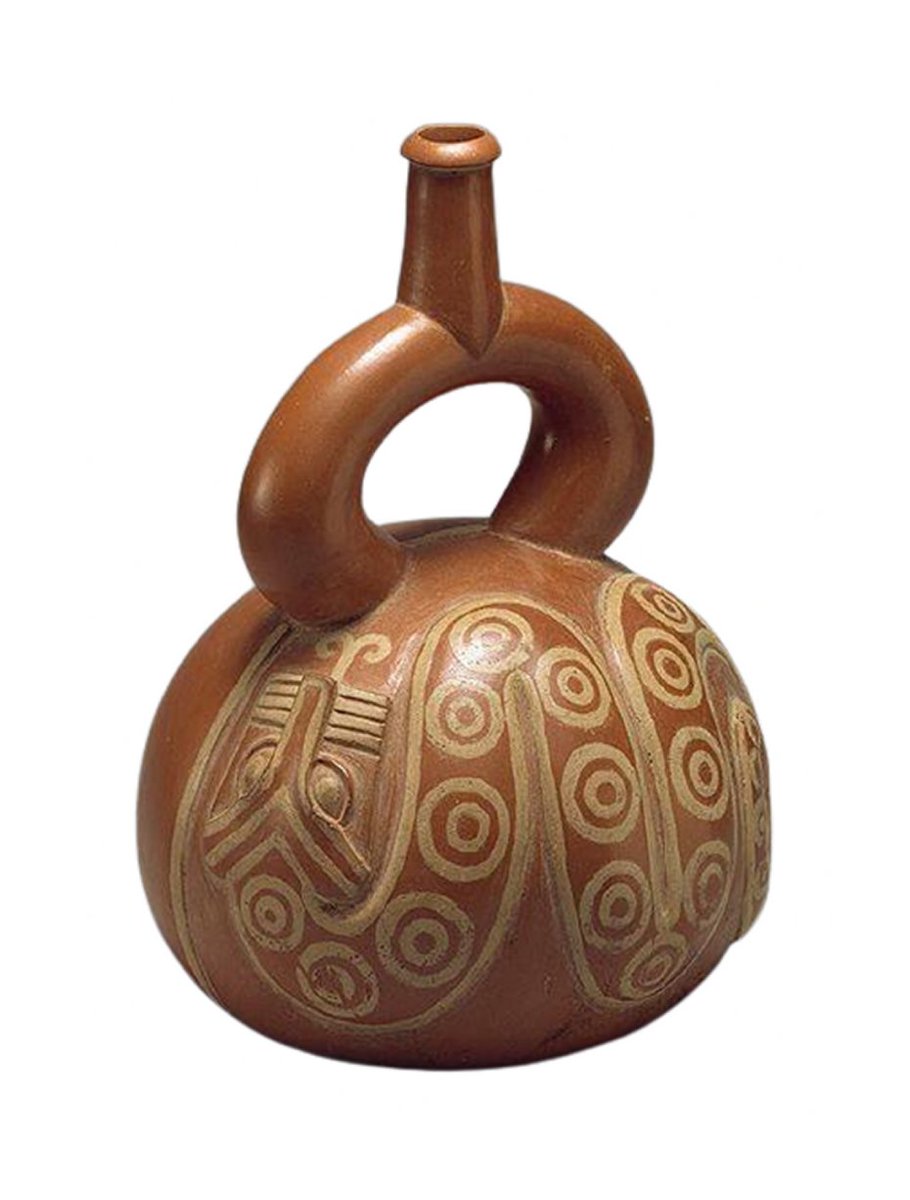 Chimú feather art is a pre-Columbian art form originating from the Chimú culture, which flourished on the north coast of Peru between the 9th and 15th centuries AD.  edisonmariotti shre.ink/aF6Z
