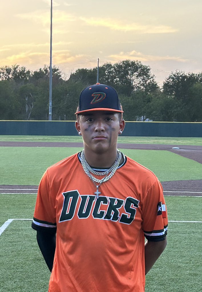 1836Roughriders's tweet photo. 🔵🟠Walk-Off Sports PG Prospect Series Finale @UIWBaseball 🟠🔵
•
Final: Ntx Ducks (7) / @LoneStarBrewers - White (Luna) (5) 
•
POG: Issac Leal - (2-3) / 2B / 4RBI 
#hombre https://t.co/pSXdLm3xpZ