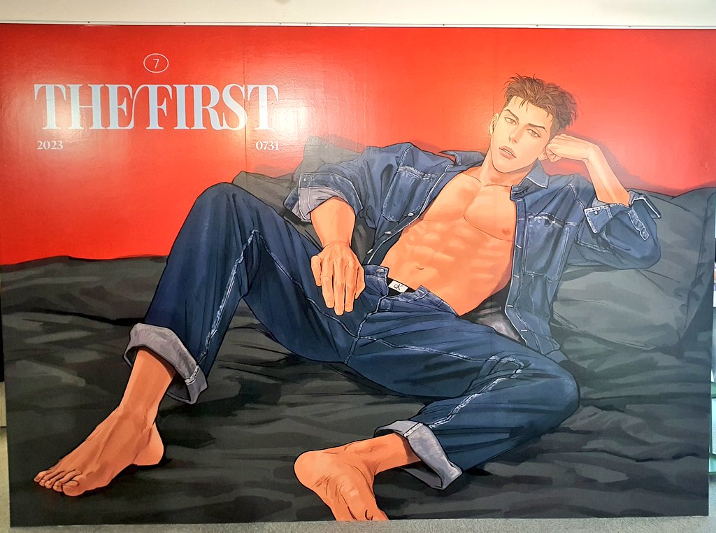 chaku_315's tweet image. 어제 전시회 다녀왔습니다✨️
멋진 작품들이 가득했고
태섭이를 사랑하는 분들이 많이 있다는걸 느끼면서 너무나도 행복했어요
태섭이 생일 광고까지 보고왔는데
제겐 좋은하루였습니다🥰💕
#송태섭생일전시회
#THE_FIRST
#더퍼스트
#여긴_태섭군의_미술관입니다