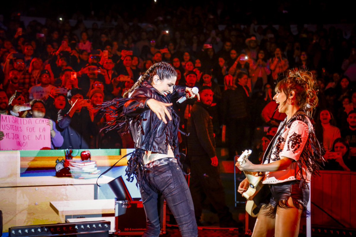 haashoficial's tweet photo. Tulancingo!!!!!❤️‍🔥 ¡Wowwww fueron el primer palenque de la #GiraMiSalidaContigo y lo hicieron memorable! 😍 Siempre nos encanta estar cerca de ustedes y poder cantar juntos. 🙏🏻❤️‍🔥 https://t.co/5ihFF83qPX