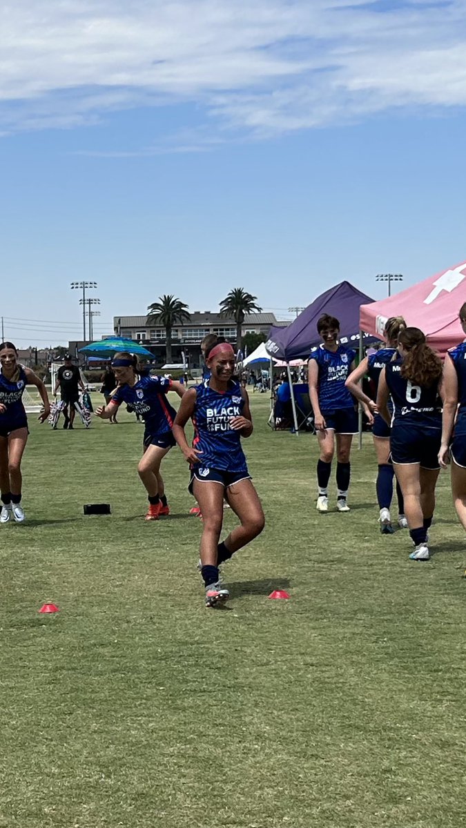 kierransidney's tweet photo. Nice win today in match 2 @SilverLakesPark at the #SilverlakesShowcase ! So far for our @OLReignAcademy 09 GA team a win and a draw. Can make the final with a win tomorrow against a really good Legends FC ECNL team. Itโs so hot!! #BeBold #SoCal @SoccerMomInt @ImYouthSoccer https://t.co/eQKybcgmjx