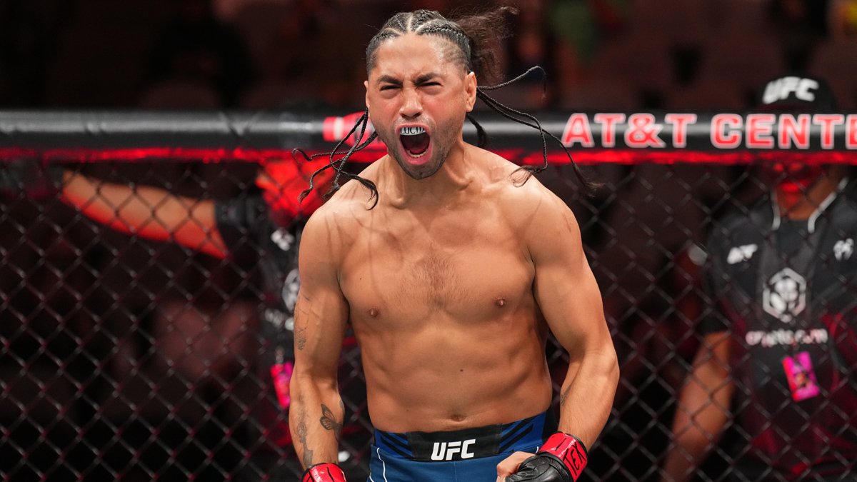 DieHardMMAPod tweet picture