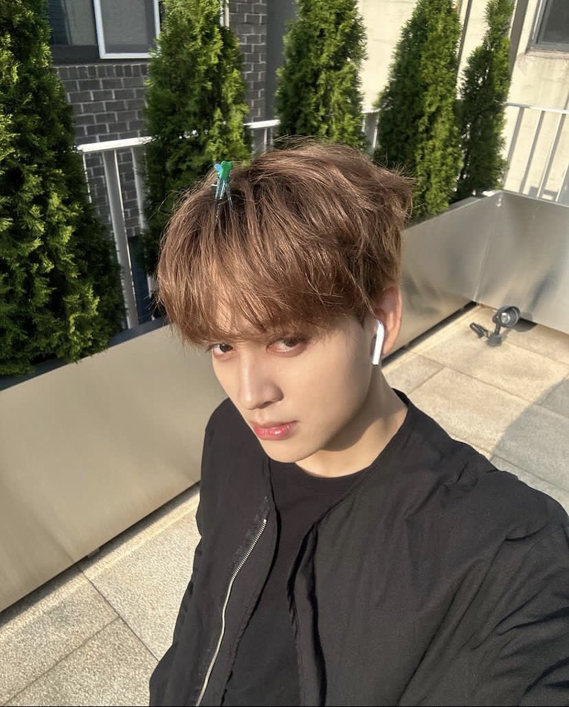 ishiroihs's tweet photo. good morning talaga https://t.co/DkcsOxfxd5