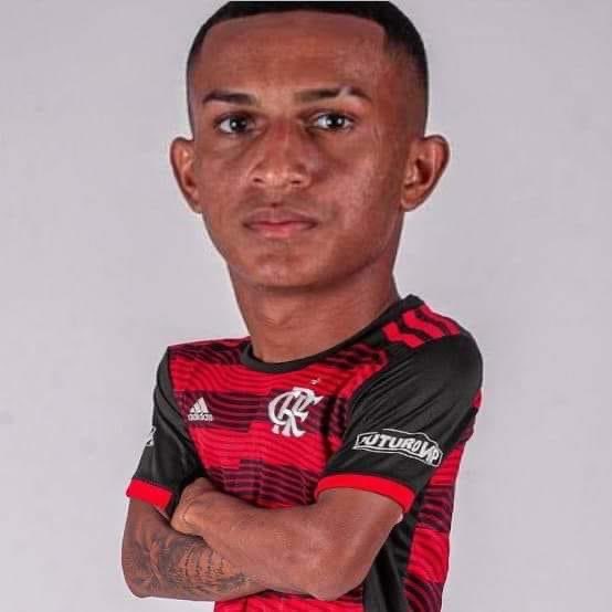 samengo_ofc's tweet photo. NUNCA MAIS CRITICO ESSE HOMEM, EU TE AMO ASTEROIDE, EU TE AMO, FALA DO MEGAMENTE AGORA CRL!!!!!!!!!!!!

EU E MINHA CASA SERVIREMOS AO WESLEY https://t.co/iTqRfsTZ0p