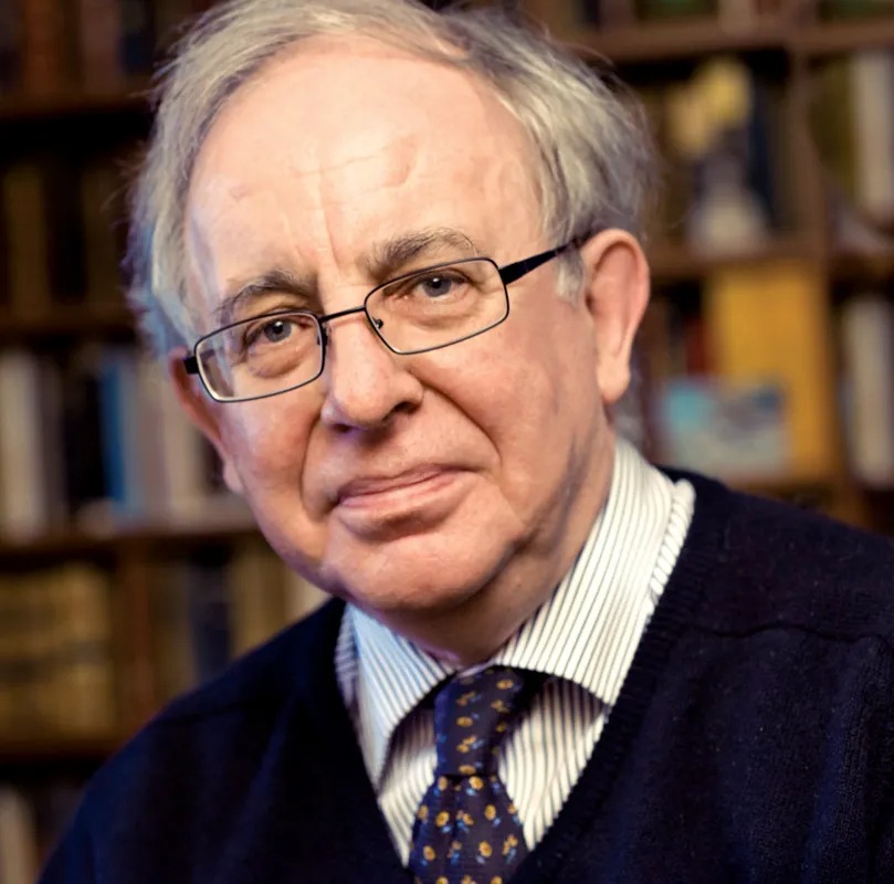 Banrepcultural's tweet photo. Con profunda tristeza lamentamos la muerte del historiador Malcolm Deas, una figura determinante en la historiografía colombiana de las últimas décadas y un amigo de la labor cultural del Banco de la República. Nuestras condolencias a sus familiares y amigos. https://t.co/qBvTqrYR4u