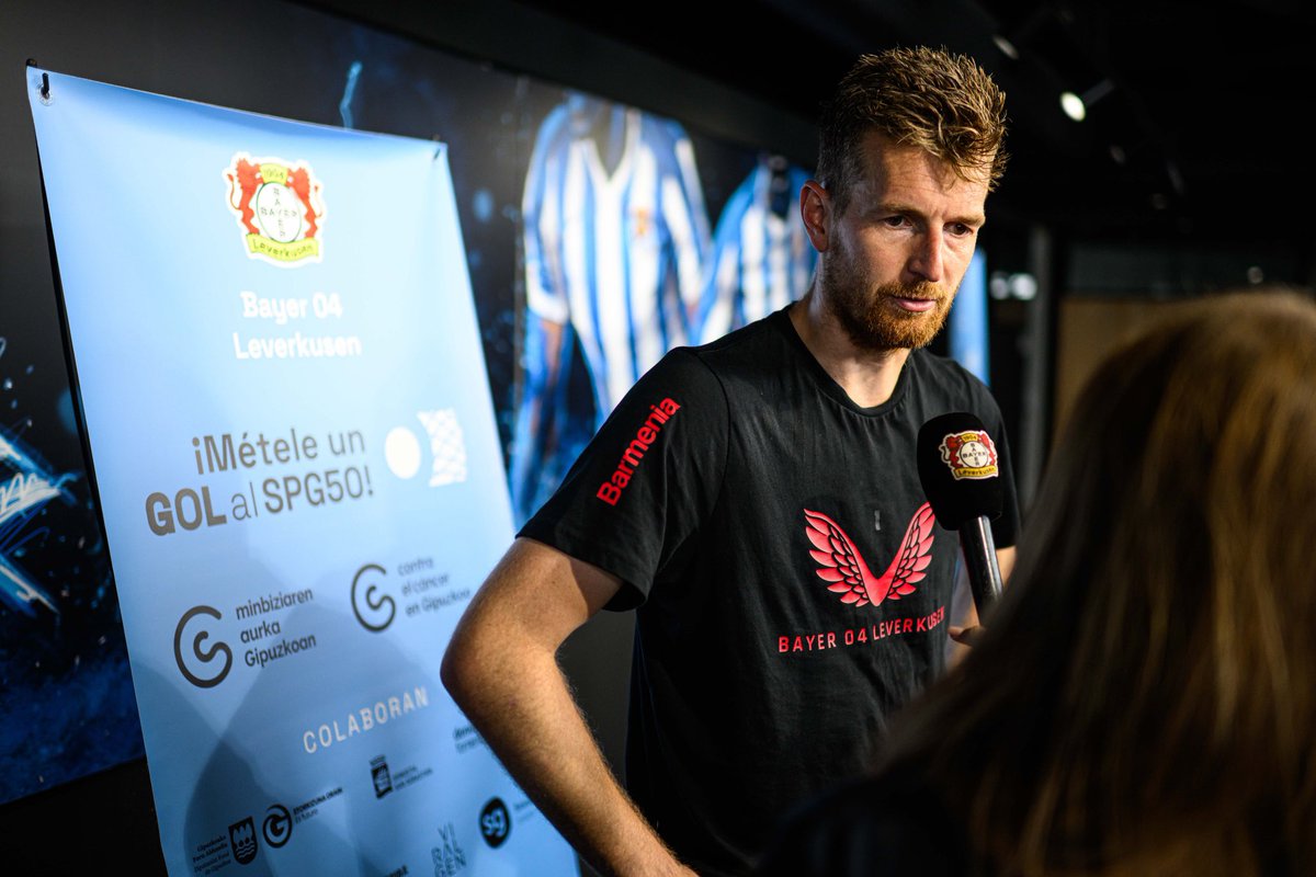 bayer04_es's tweet photo. 🗣 "Fue un buen juego. Hubo algunas decisiones desafortunadas y aún debemos mejorar. Esperamos con ansias los próximos juegos", @HradeckyLukas .
#RSCB04 | #SomosBayer04 https://t.co/MLvAjiHswX