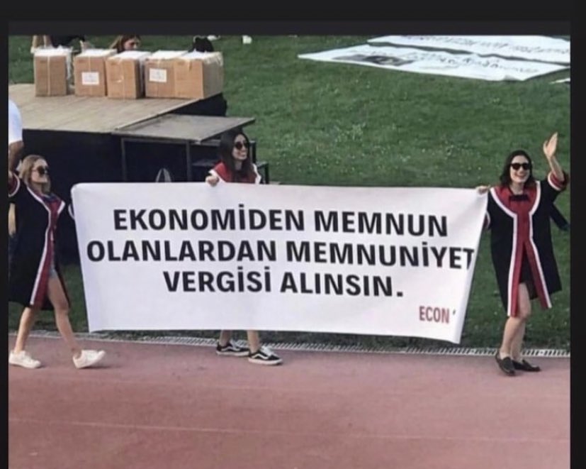 87Betuss's tweet photo. #EKONOMİ  #ODTUmezuniyet https://t.co/S8TY89LXVZ