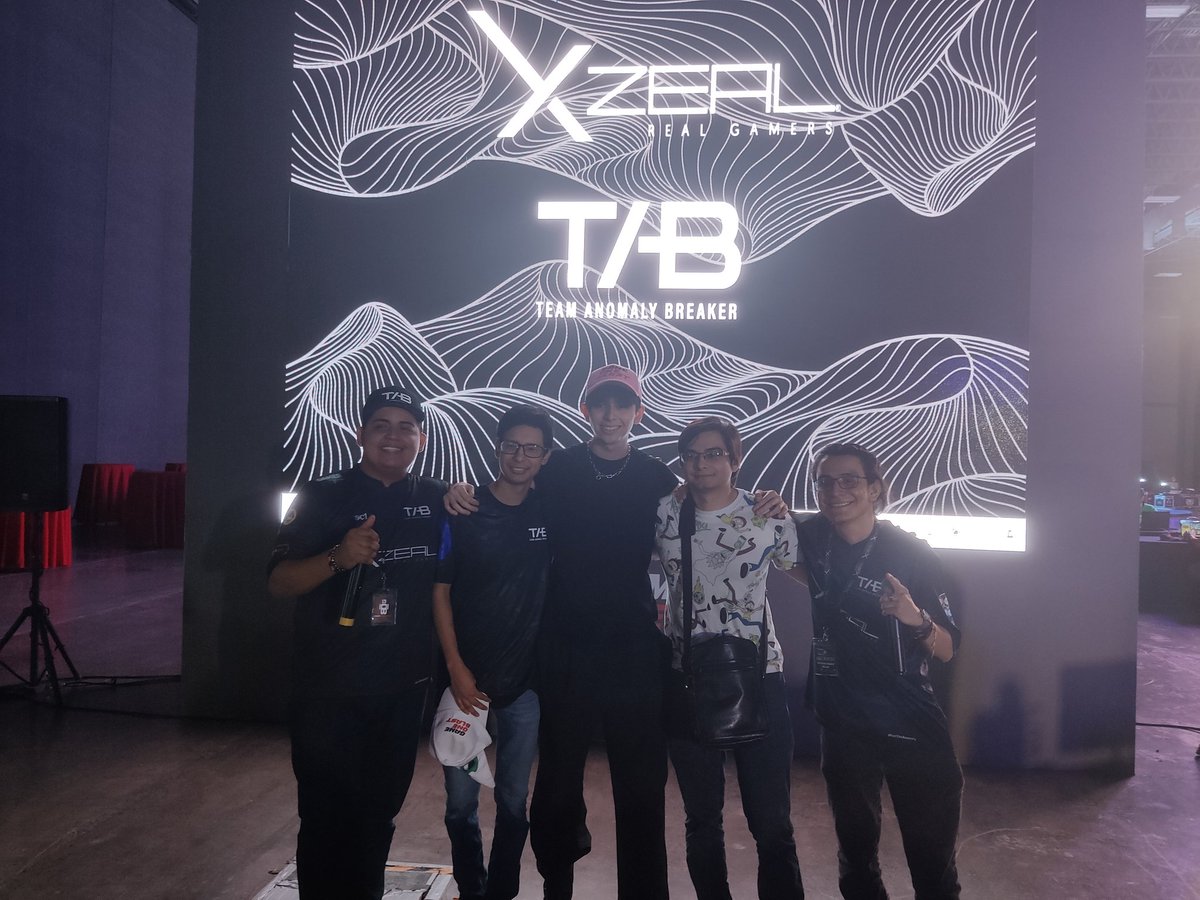 XZEAL_GAMING's tweet photo. Día 2 

Los 3 xzealers que ganaron el esports set up by Xzeal en @gameoneblast a través del torneo oficial LOL Aram 1v1.

#xzealesports🖥️ | @TAB_Anomaly https://t.co/gx1yKzluV1