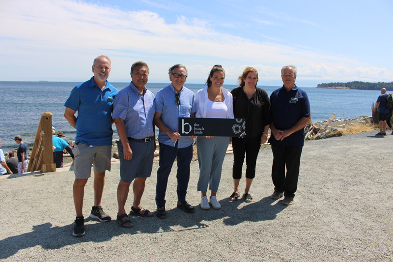 Island Social Trends (@islandsoctrends) on Twitter photo Vision remains the same, but the name has changed: 2,850 homes, commercial properties & community spaces at #Colwood #oceanfront are now The Beachlands (no longer Royal Beach), announced during Eats & Beats <a href="/cityofcolwood/">City of Colwood</a>. islandsocialtrends.ca/the-beachlands… | <a href="/ReliancePropLtd/">Reliance Properties</a> #westshore Vision remains the same, but the name has changed: 2,850 homes, commercial properties & community spaces at #Colwood #oceanfront are now The Beachlands (no longer Royal Beach), announced during Eats & Beats <a href="/cityofcolwood/">City of Colwood</a>. islandsocialtrends.ca/the-beachlands… | <a href="/ReliancePropLtd/">Reliance Properties</a> #westshore
