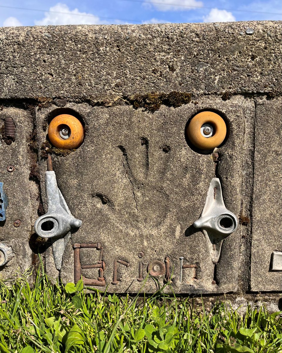 cityofkent's tweet photo. Nuts, bolts, trucks, axles and wheels are embedded into cement at Kent Lions Skate Park. #KentArts 🔩
One of several “Reclamation Art Projects,” “Skate Park Tile Project” was a collaboration between Ruth Marie Tomlinson and local youth to reclaim sites that had been vandalized. https://t.co/jzk6uTveJH