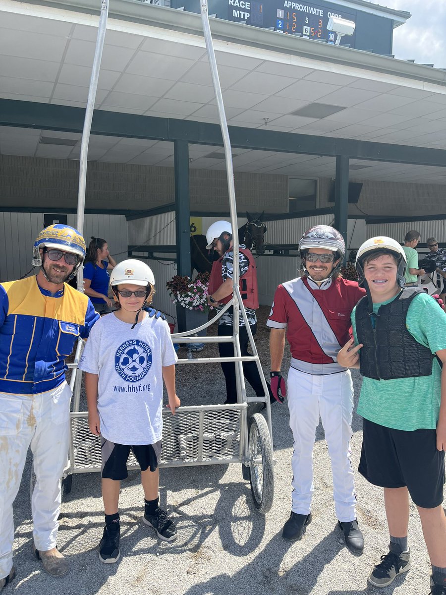 HoP_Racing's tweet photo. We would like to thank trainers Ryan Bellamy, Cheyenne and James Yoder, Rachel and Ross Leonard and Tabby and John DeLong for donating so that some very happy racing fans could take a ride on them! #PlayHP https://t.co/jc0nrPkKYd
