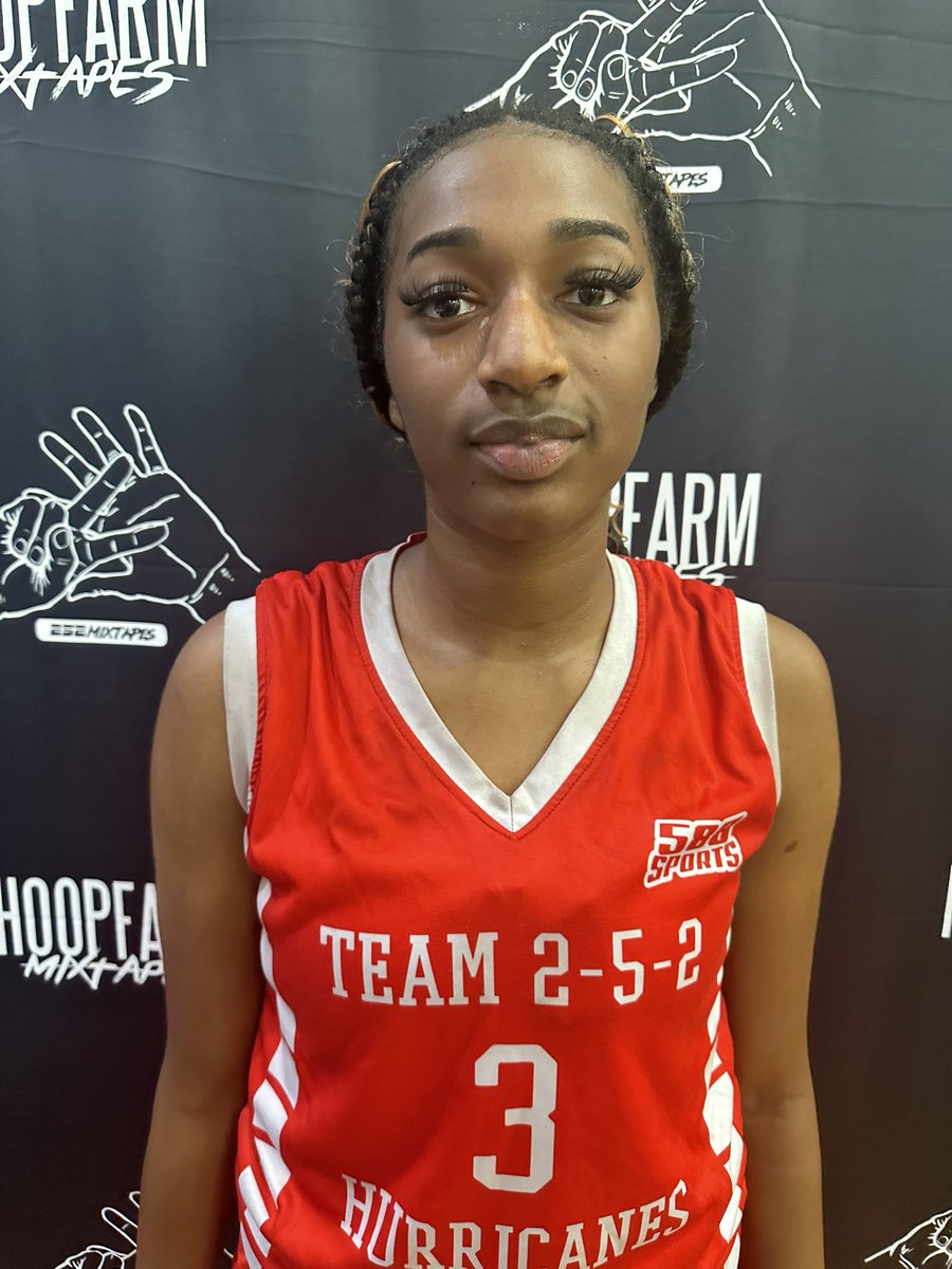 252Mixtapes's tweet photo. Team 252 16U 60
Raid United 15U 36

Ariana Atkinson 14
London Barber 13

Charlazha Wilson 21 https://t.co/nW9LpSNEUu